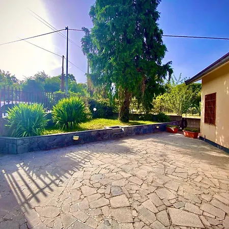 Casa vacanze Ciury's Etna Holidays *